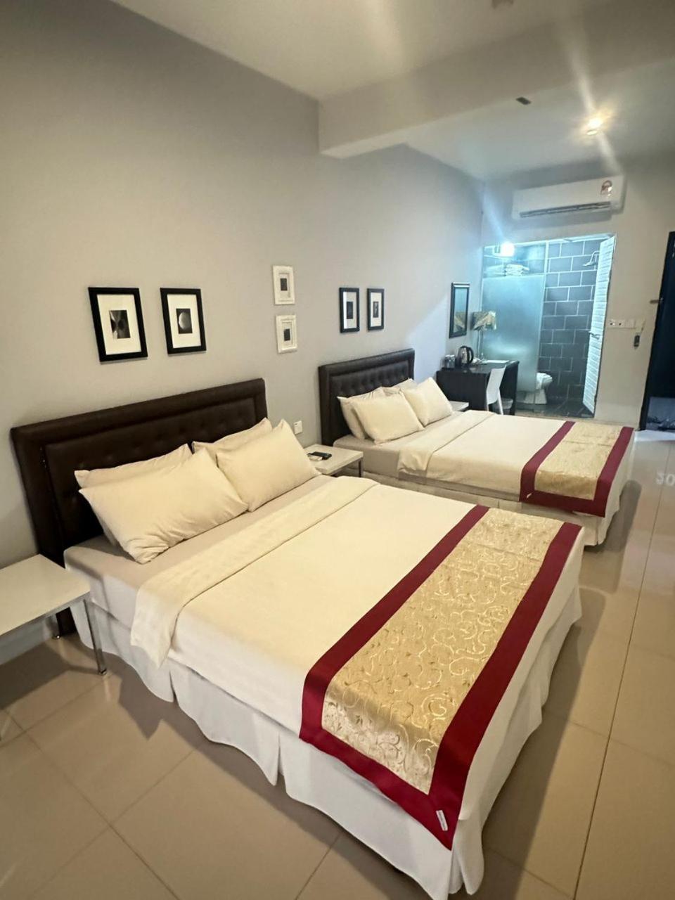 Kingsman Boutique Hotel Kota Kinabalu Exterior photo
